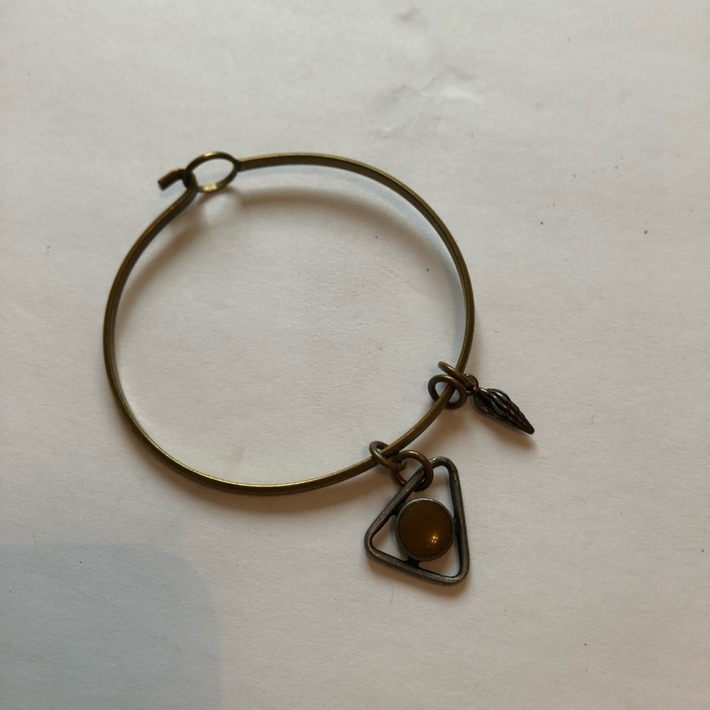 triangle and shell bracelet